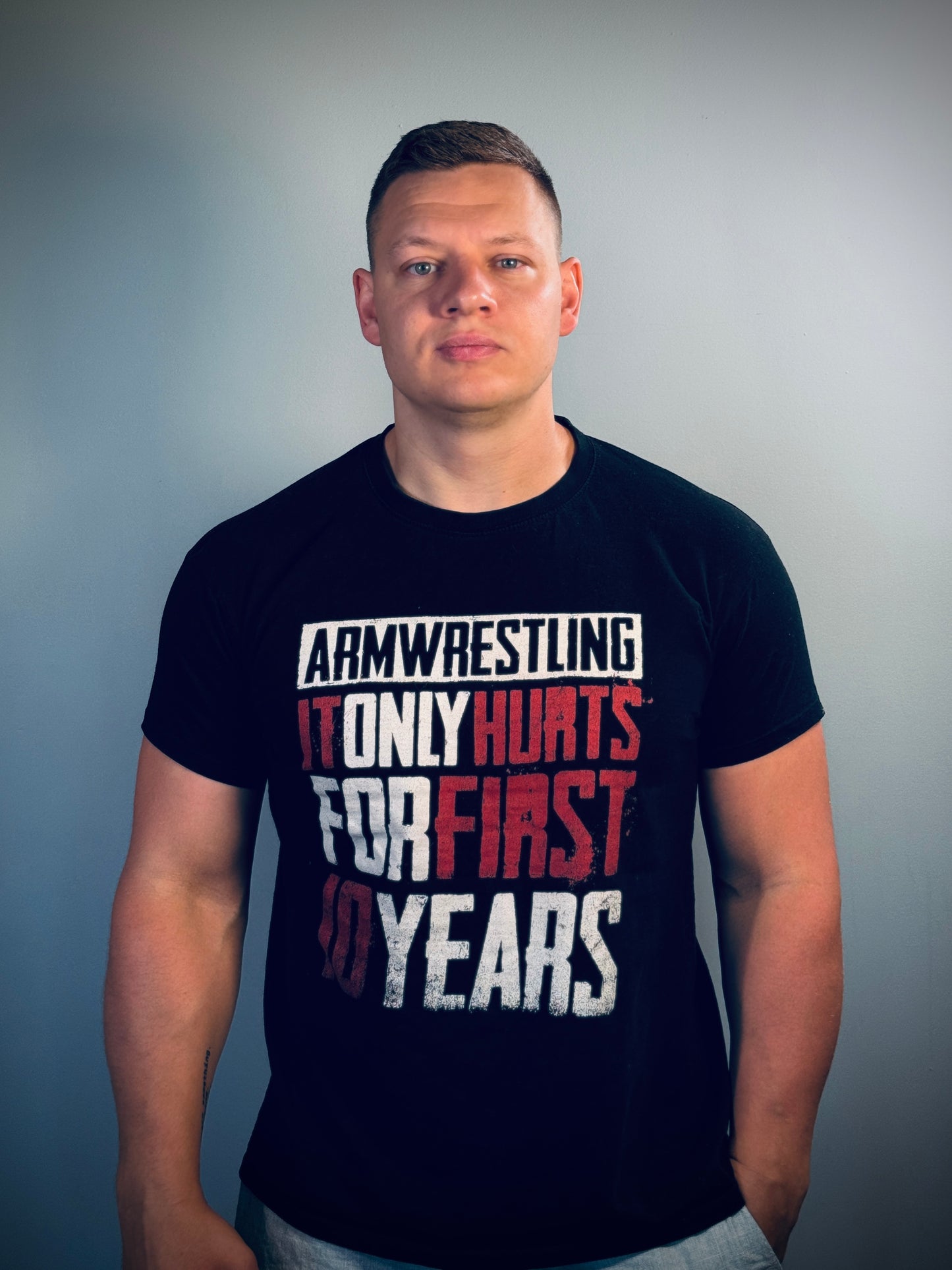 Armwrestling It only hurts for first 10years